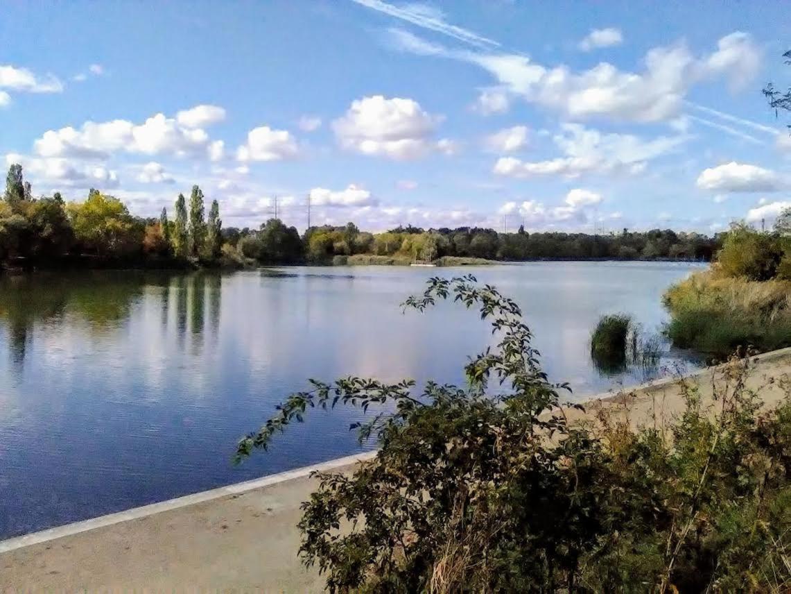Vue Exceptionnelle Sur Le Lac Créteil Buitenkant foto
